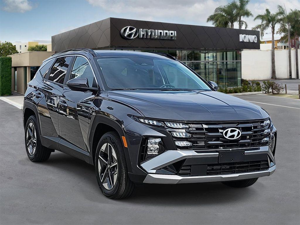 new 2025 Hyundai TUCSON Hybrid car, priced at $37,915