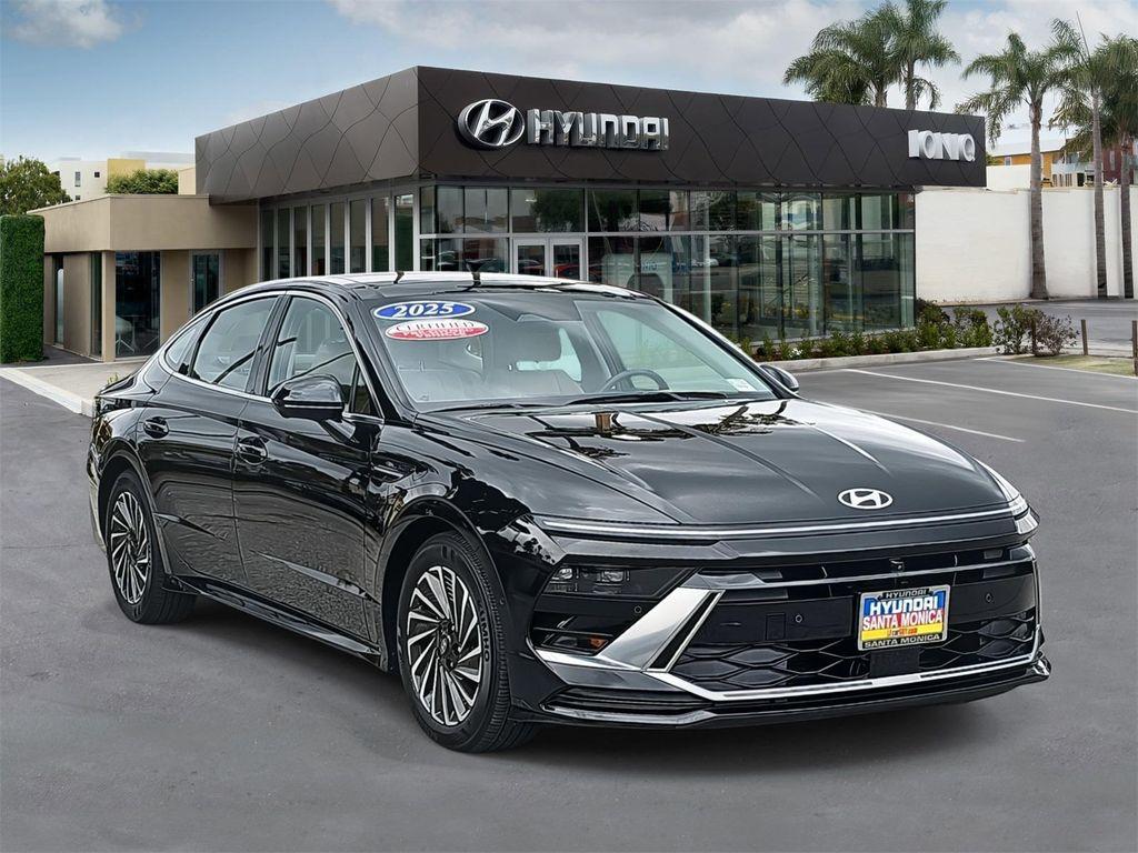 used 2025 Hyundai Sonata Hybrid car, priced at $31,998