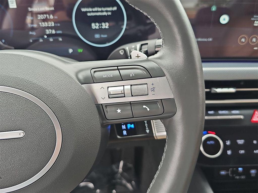 used 2025 Hyundai Sonata Hybrid car, priced at $31,998