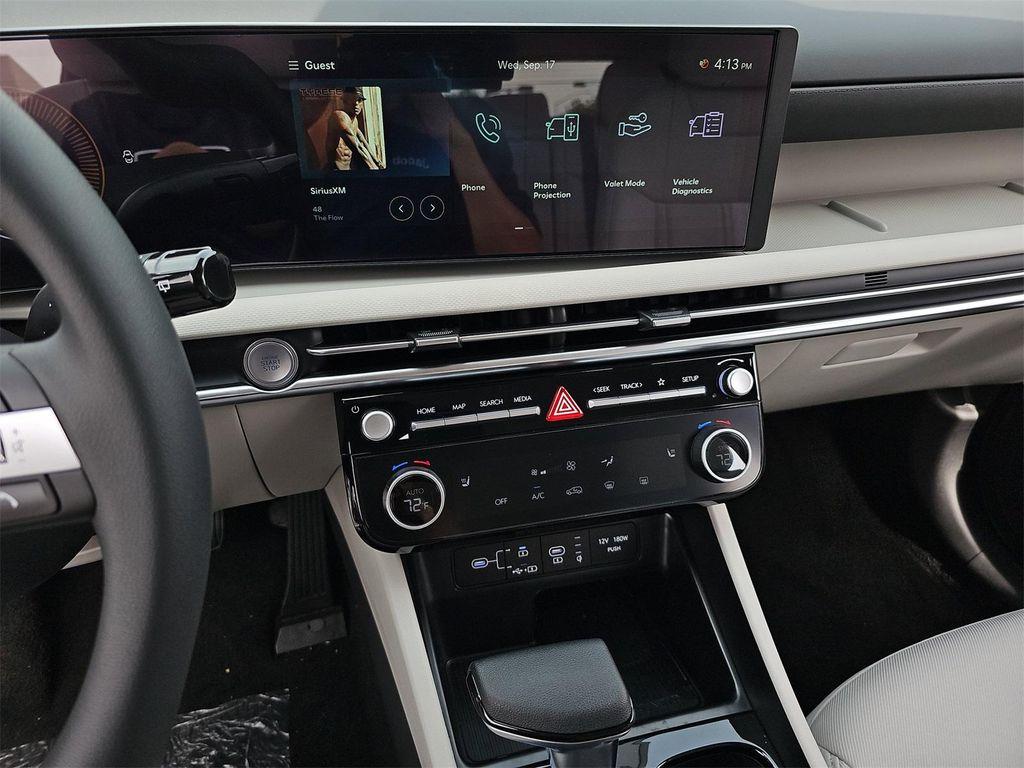 new 2025 Hyundai Tucson car, priced at $33,690