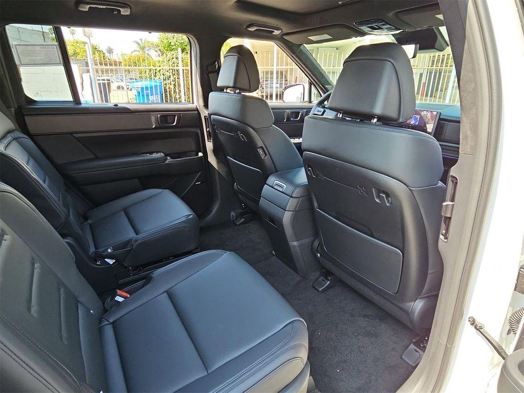 new 2025 Hyundai SANTA FE HEV car, priced at $52,664