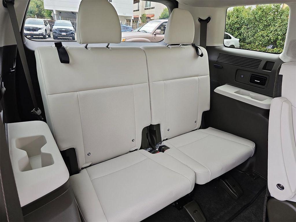 new 2025 Hyundai SANTA FE HEV car, priced at $52,364