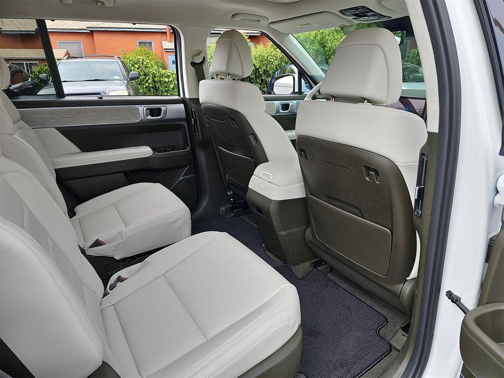 new 2025 Hyundai SANTA FE HEV car, priced at $52,364