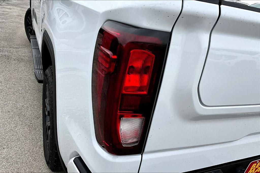 new 2025 GMC Sierra 1500 car, priced at $62,015