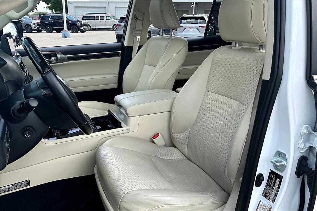used 2022 Lexus GX 460 car, priced at $54,795