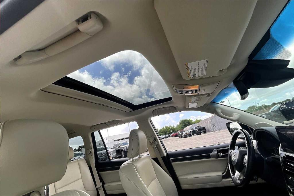 used 2022 Lexus GX 460 car, priced at $54,795