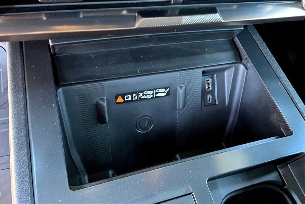 new 2025 GMC HUMMER EV SUV car, priced at $96,820