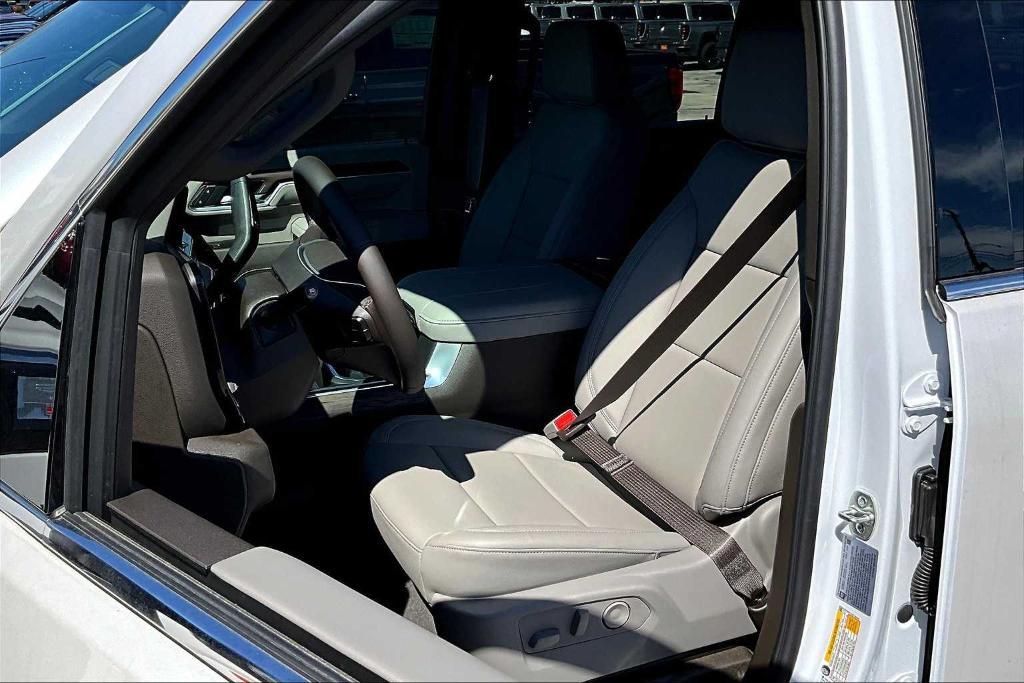 new 2025 GMC Sierra 2500 car, priced at $77,701