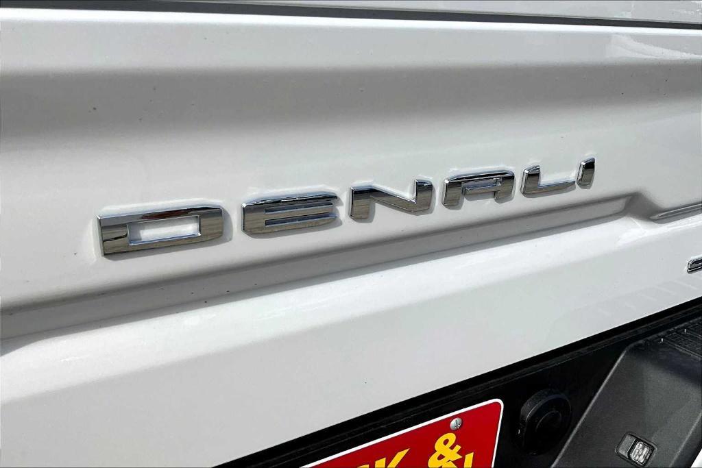 new 2025 GMC Sierra 1500 car, priced at $70,700