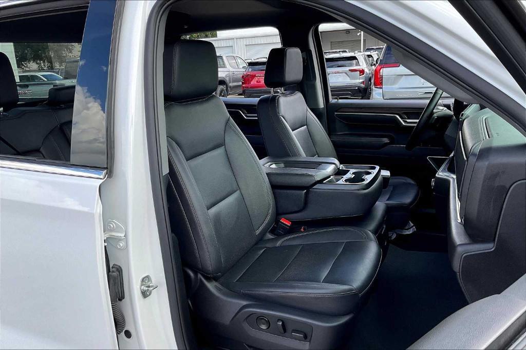 used 2025 GMC Sierra 1500 car, priced at $44,877