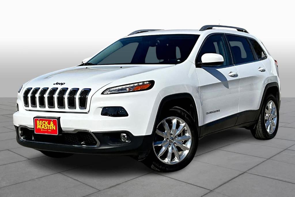 used 2017 Jeep Cherokee car, priced at $13,690