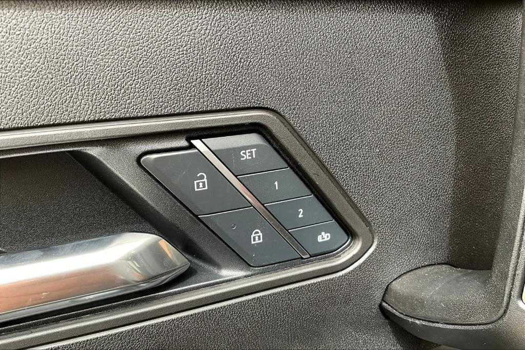 new 2025 GMC HUMMER EV SUV car, priced at $97,140