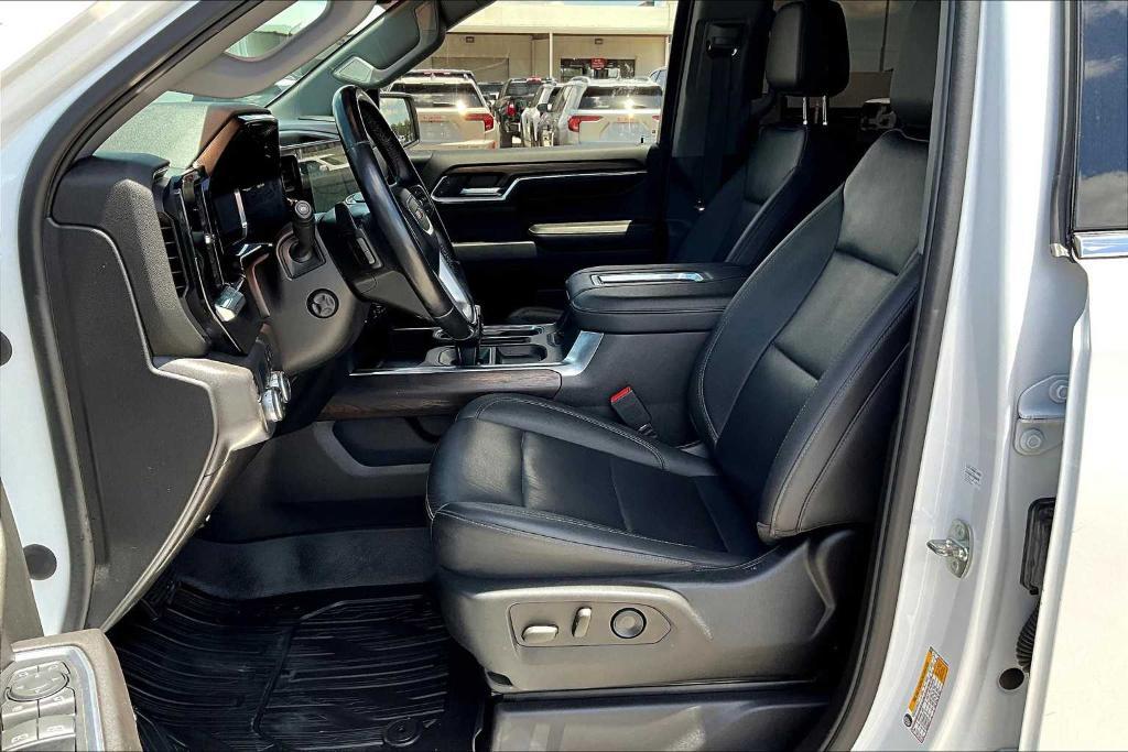 used 2022 GMC Sierra 1500 car, priced at $41,966