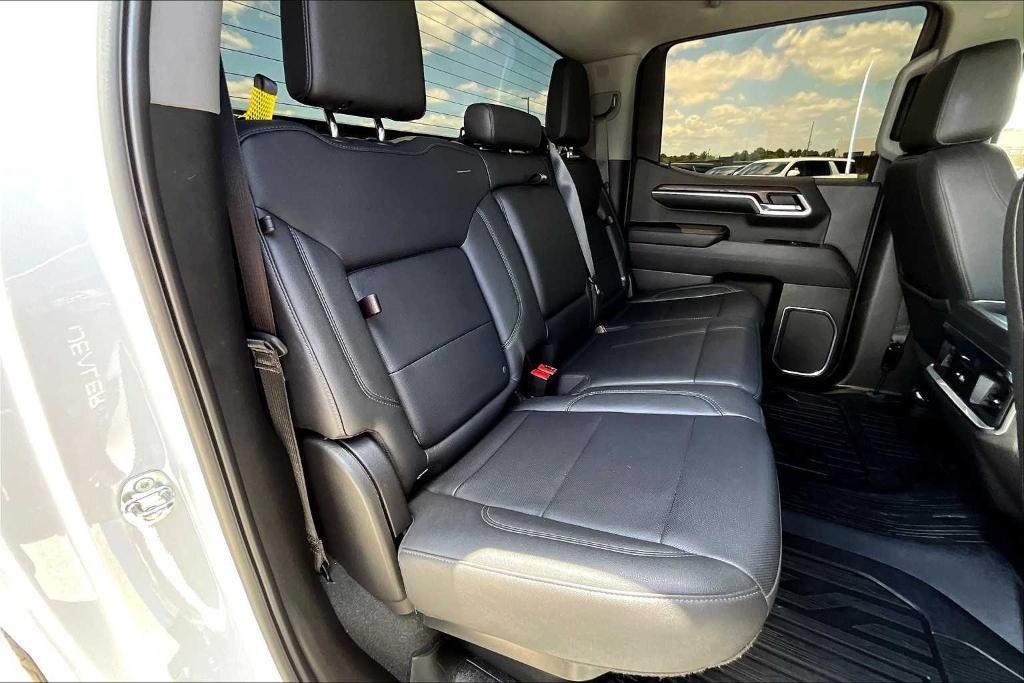 used 2022 GMC Sierra 1500 car, priced at $41,966