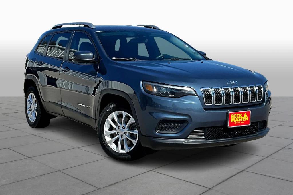 used 2020 Jeep Cherokee car, priced at $16,777