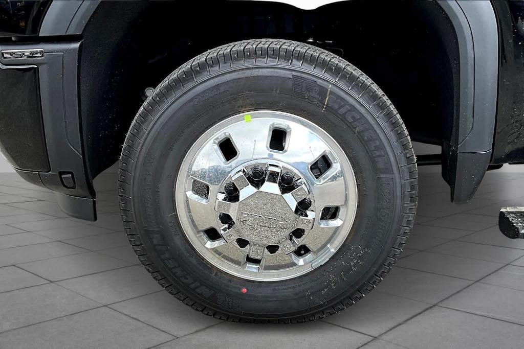 new 2025 GMC Sierra 3500 car, priced at $90,470