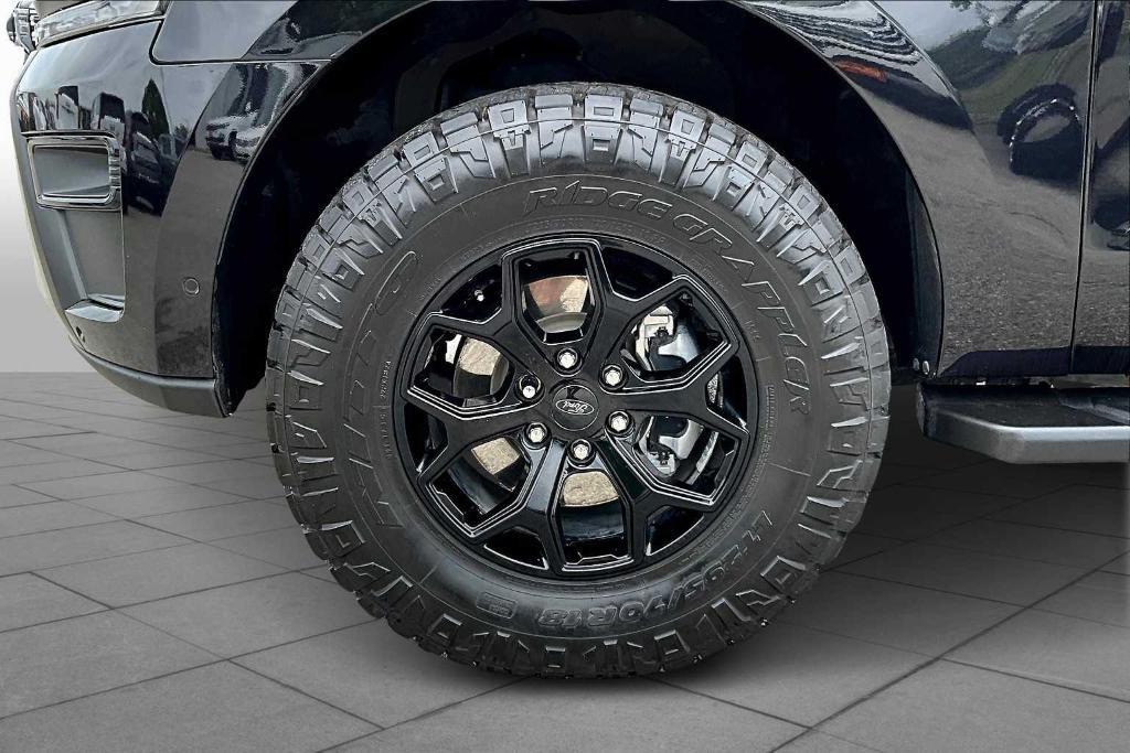 used 2022 Ford Expedition car, priced at $49,987