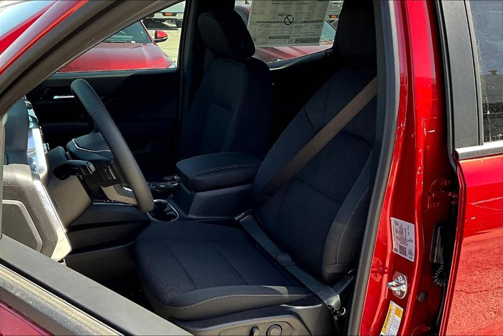 new 2025 GMC Canyon car, priced at $45,420