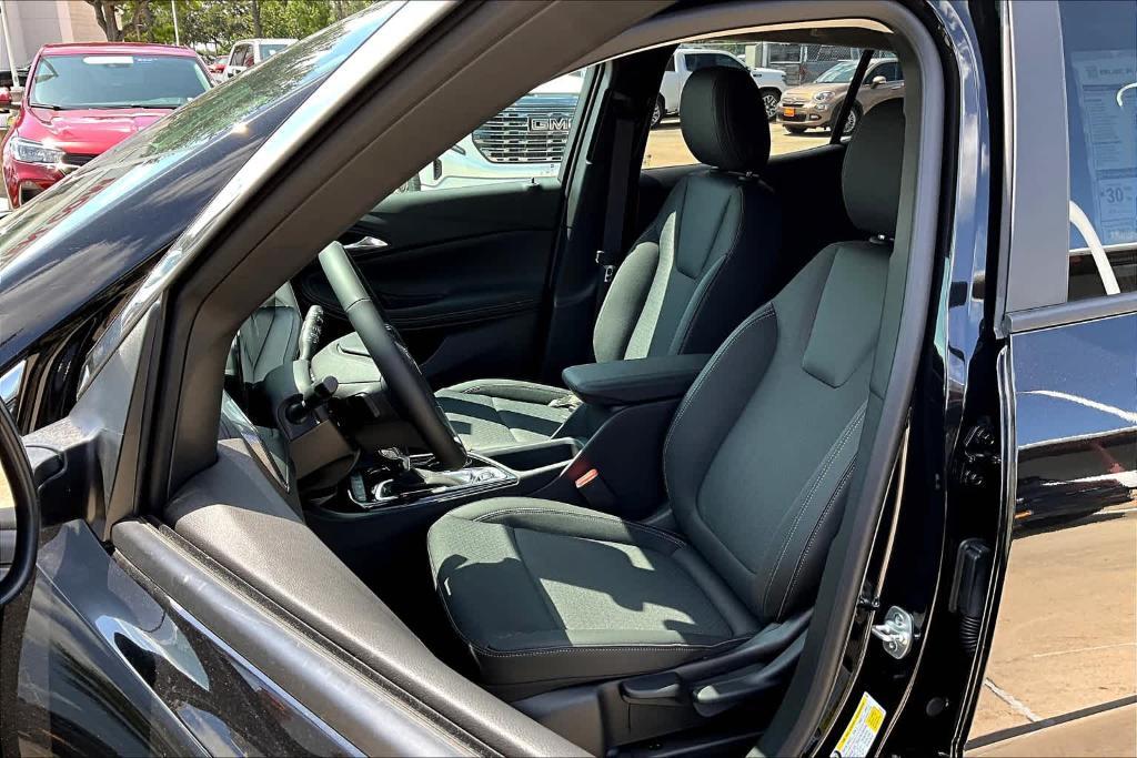 new 2025 Buick Encore GX car, priced at $29,680