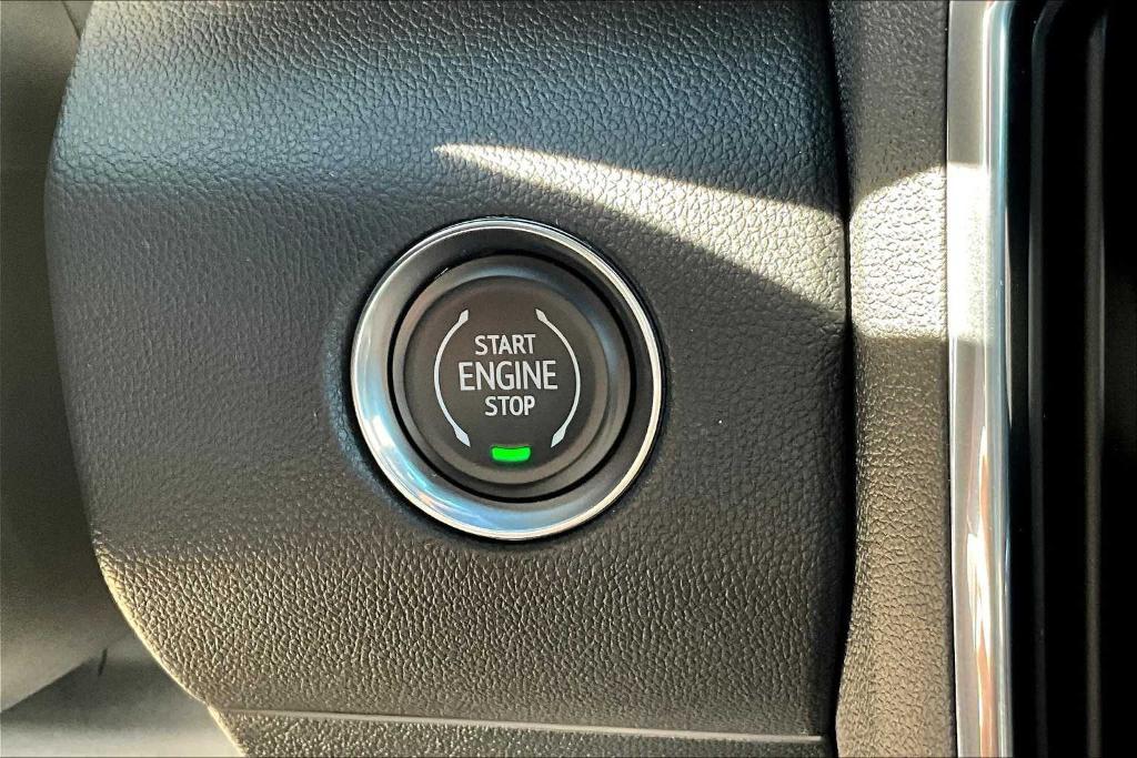 new 2025 GMC Acadia car, priced at $43,731