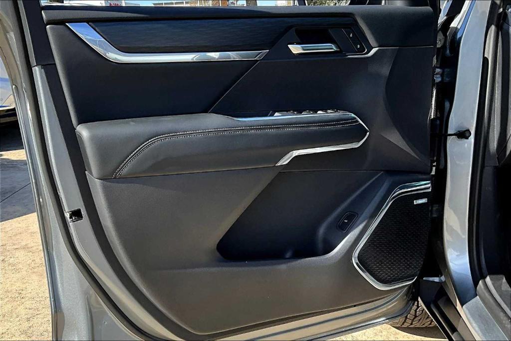 new 2025 GMC Acadia car, priced at $43,731