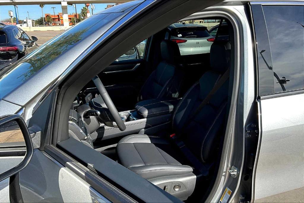 new 2025 GMC Acadia car, priced at $43,731