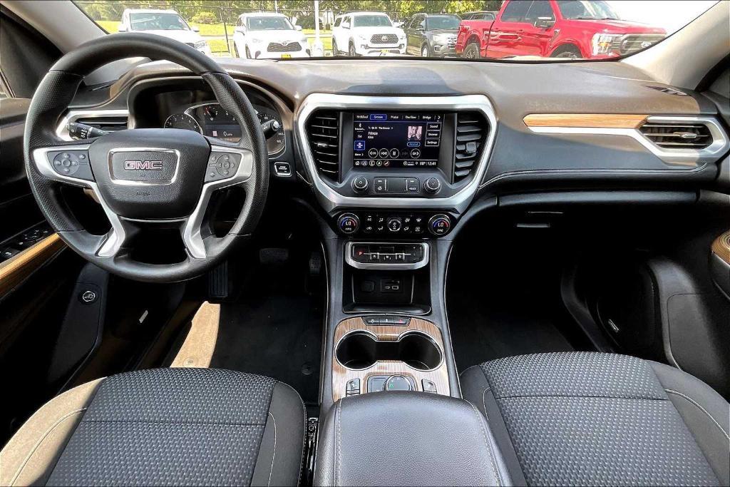 used 2023 GMC Acadia car, priced at $30,915