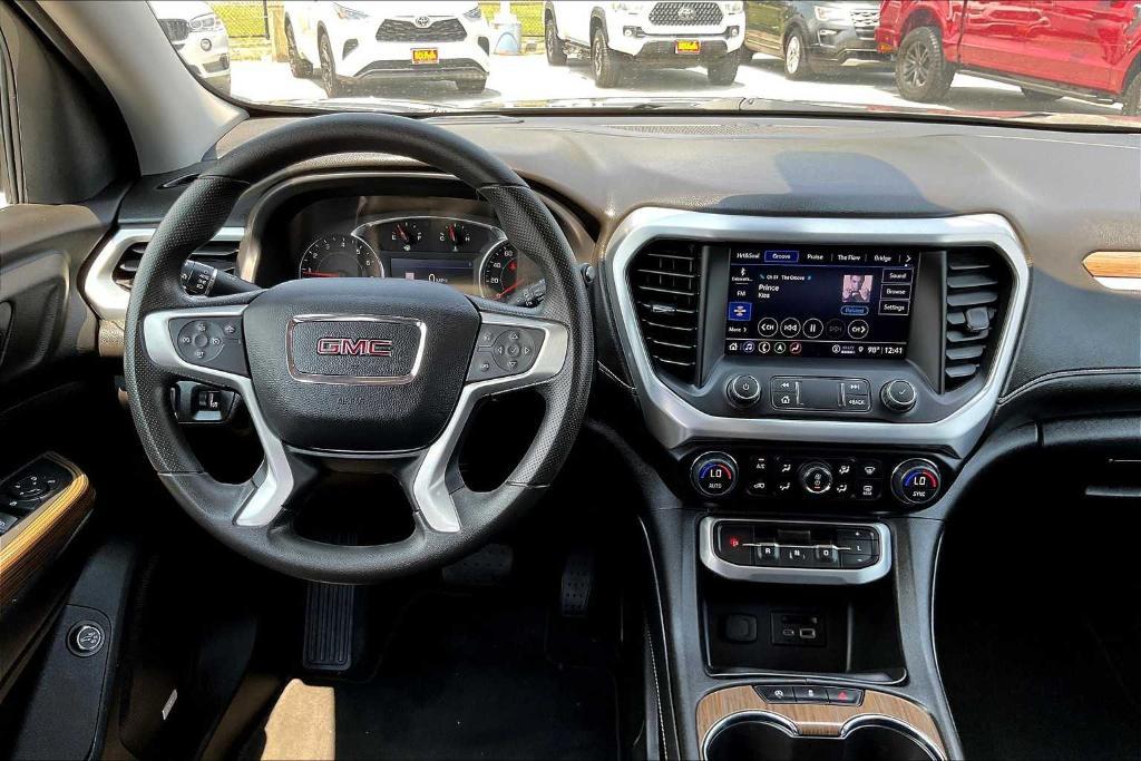 used 2023 GMC Acadia car, priced at $30,915