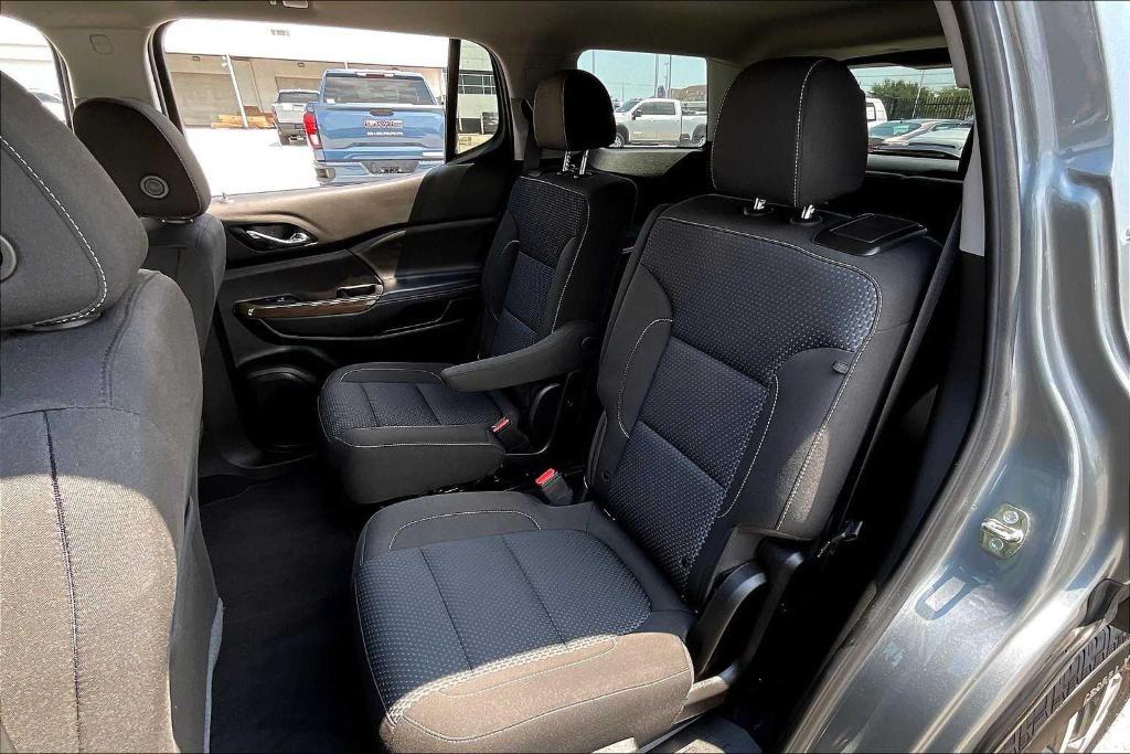 used 2023 GMC Acadia car, priced at $30,915