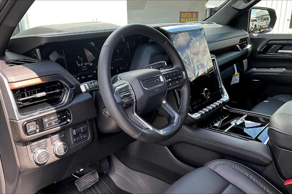 new 2025 GMC Yukon car, priced at $113,200