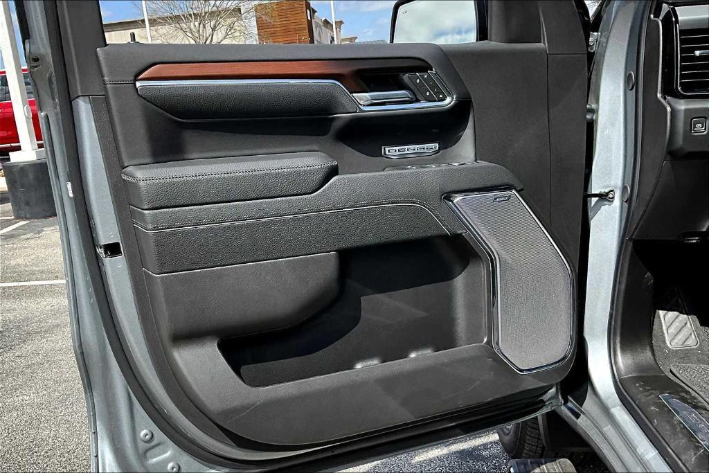 new 2025 GMC Sierra 1500 car, priced at $79,265