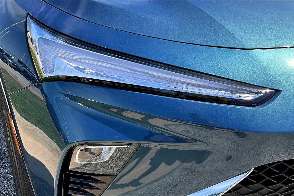new 2025 Buick Envista car, priced at $28,975