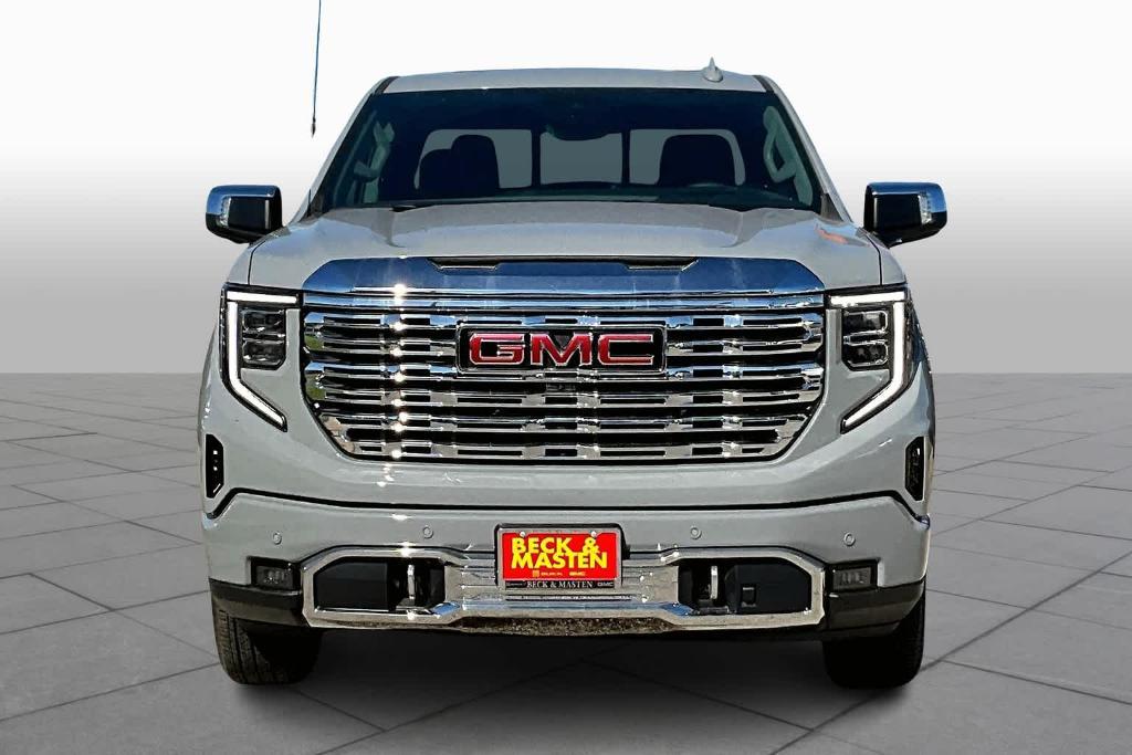 new 2025 GMC Sierra 1500 car, priced at $73,705