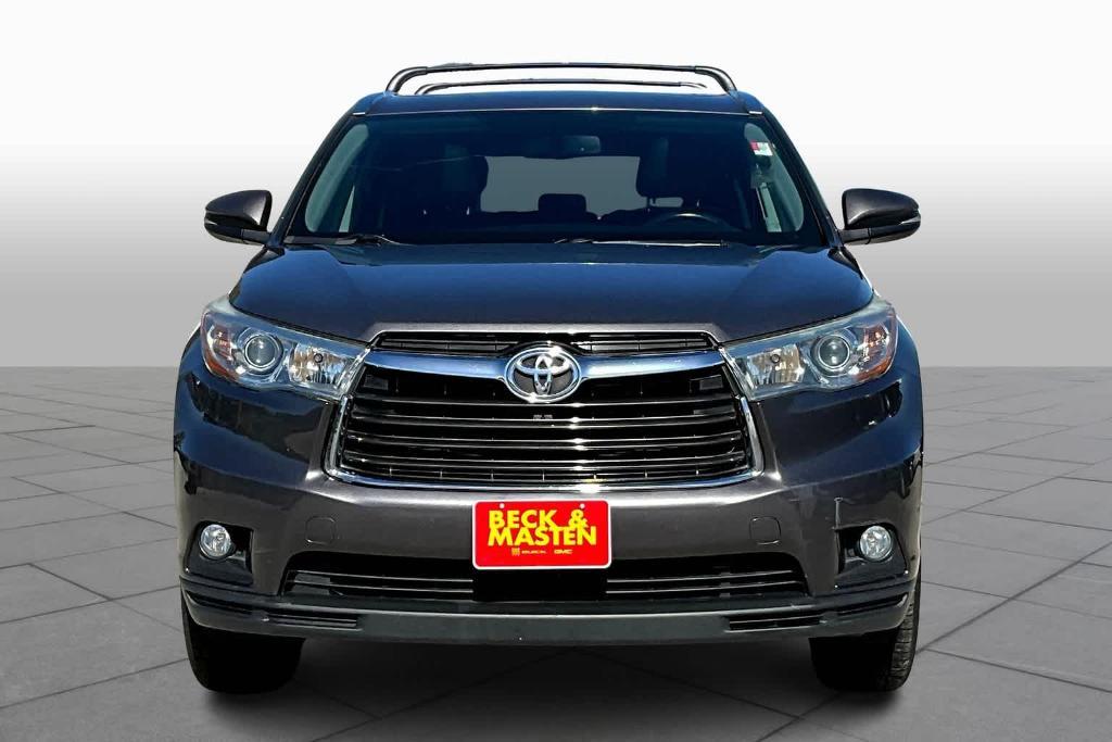 used 2015 Toyota Highlander car, priced at $18,939