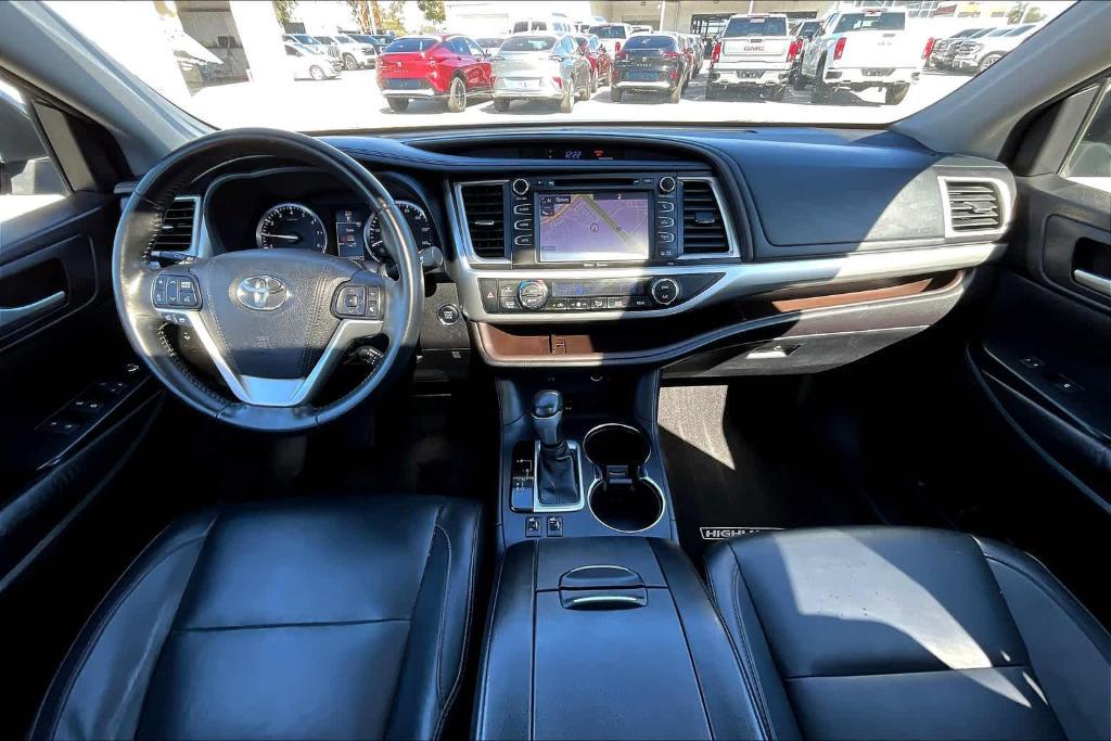 used 2015 Toyota Highlander car, priced at $18,939