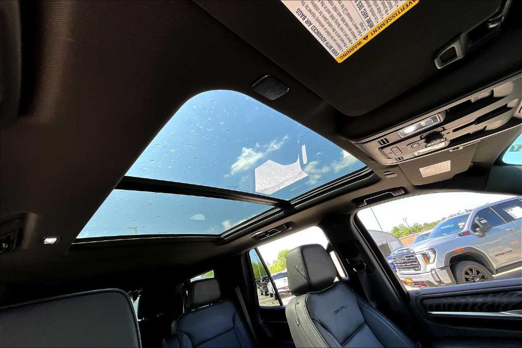 used 2023 GMC Yukon car, priced at $69,997