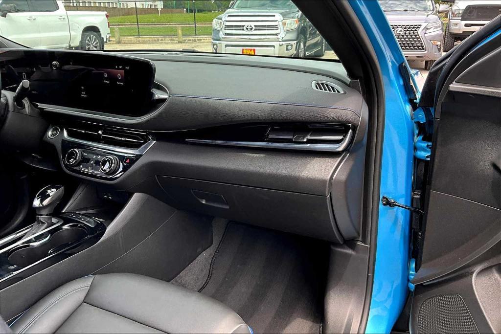 used 2025 Buick Envista car, priced at $29,665