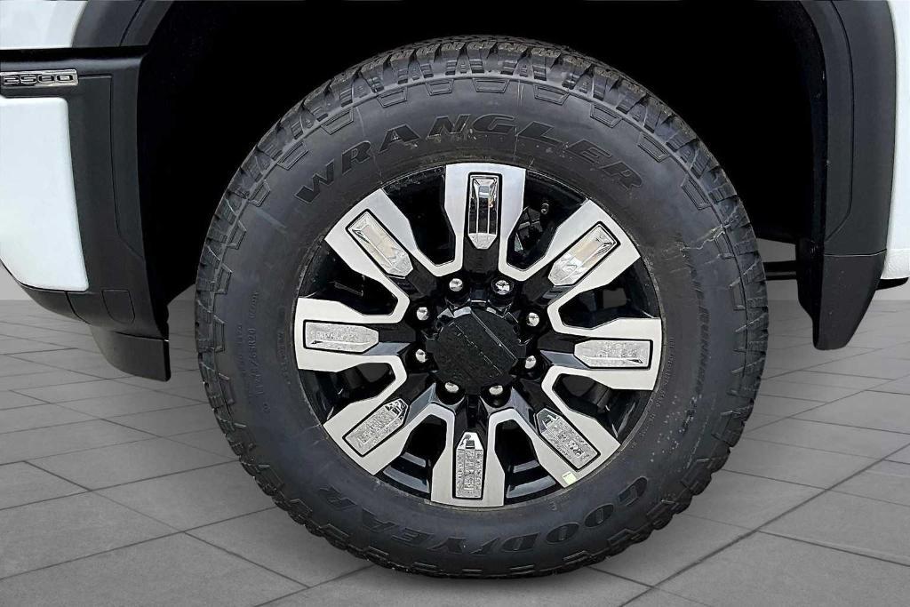 new 2025 GMC Sierra 2500 car, priced at $78,549