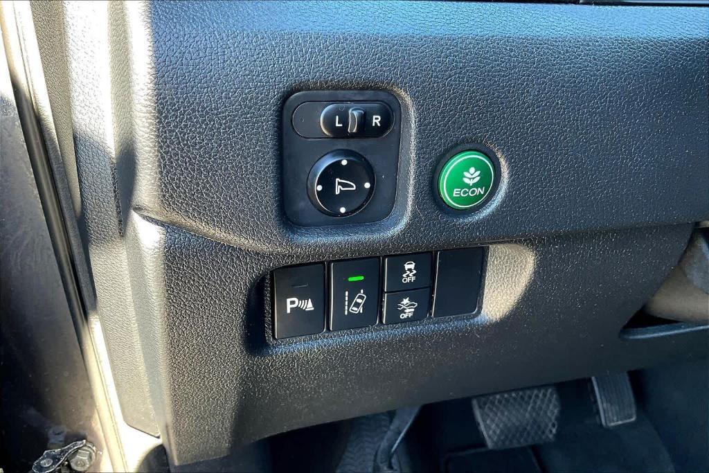 used 2017 Honda Pilot car, priced at $19,597