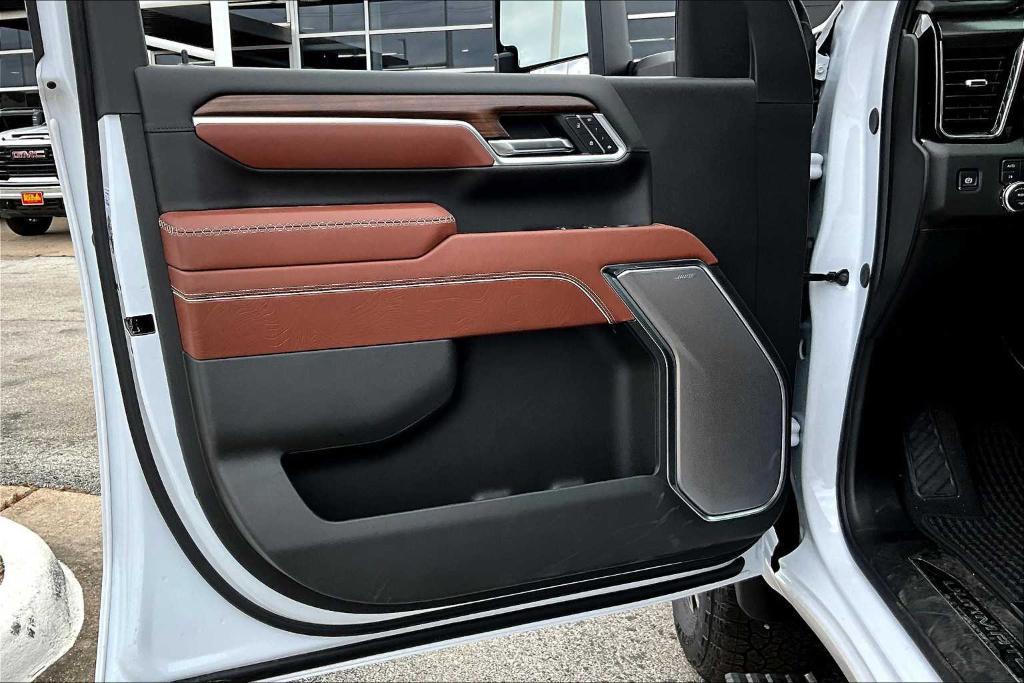 new 2025 GMC Sierra 2500 car, priced at $99,970