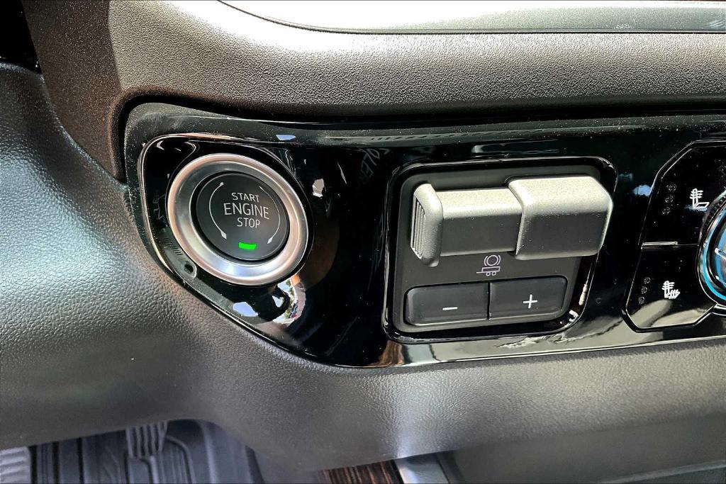 new 2025 GMC Sierra 1500 car, priced at $48,435