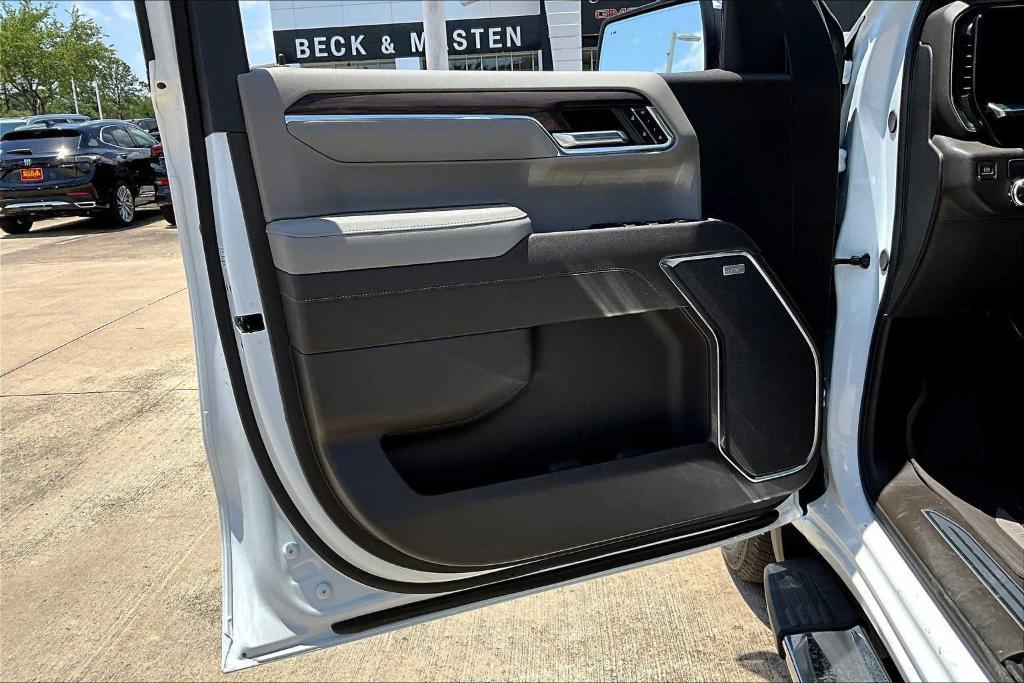 new 2025 GMC Sierra 1500 car, priced at $54,145