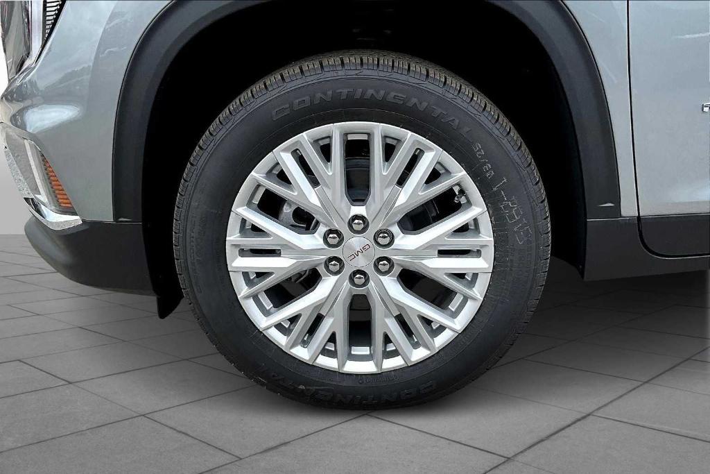 new 2025 GMC Acadia car, priced at $50,175
