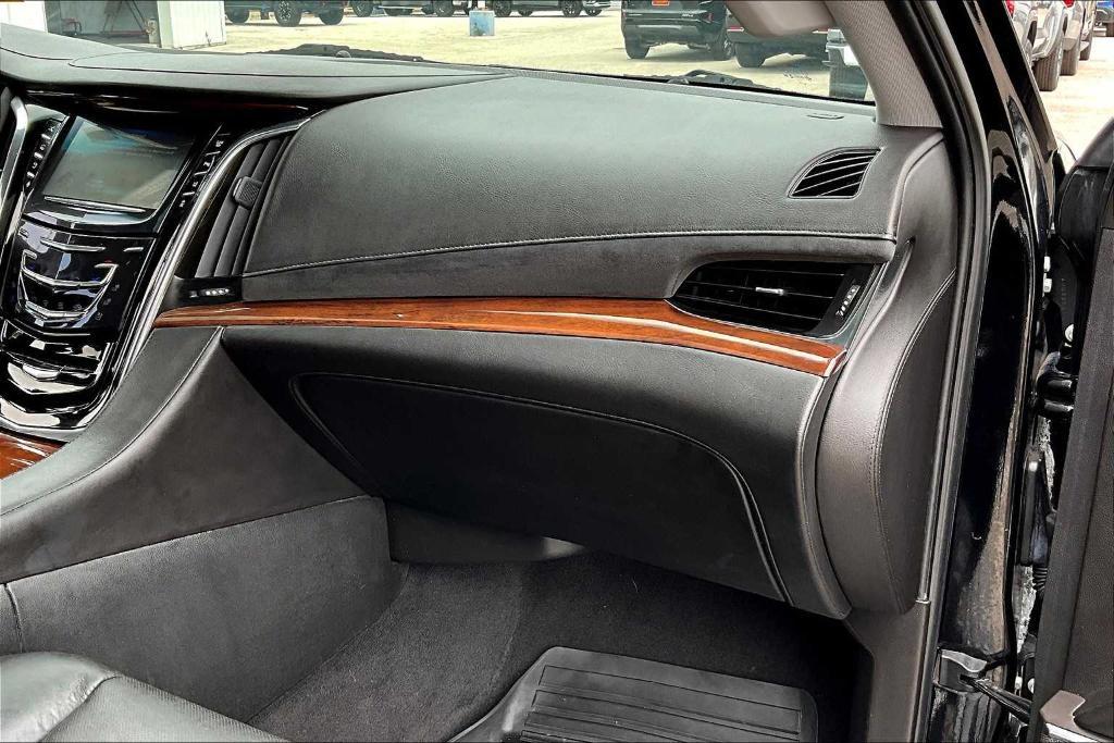 used 2015 Cadillac Escalade ESV car, priced at $19,387