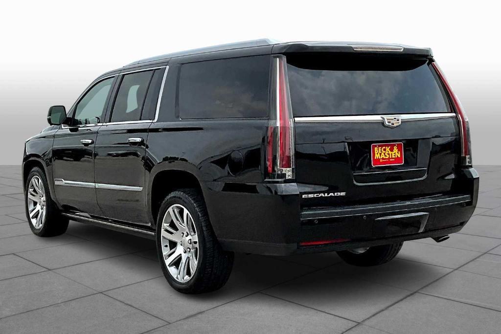 used 2015 Cadillac Escalade ESV car, priced at $19,387