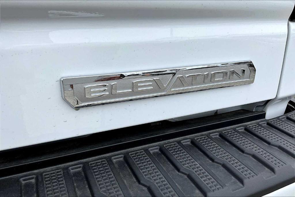 new 2025 GMC Sierra 1500 car, priced at $53,945