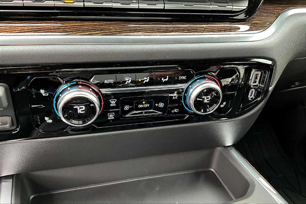 new 2025 GMC Sierra 1500 car, priced at $53,945