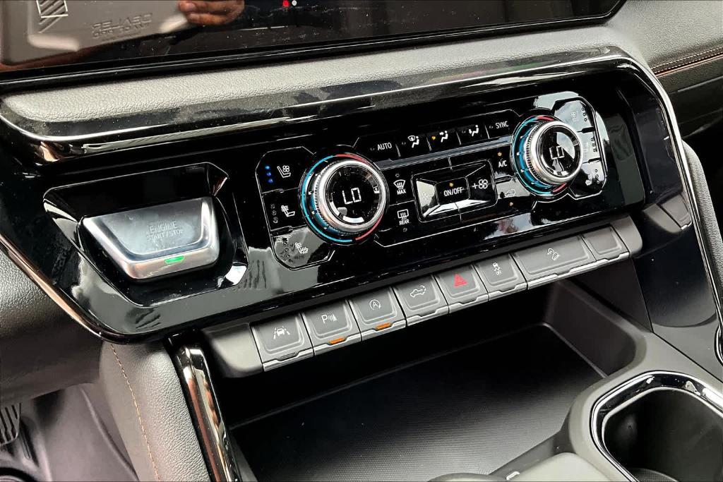 new 2025 GMC Sierra 1500 car, priced at $70,925