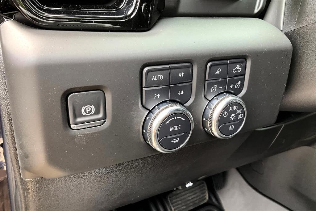 new 2025 GMC Sierra 1500 car, priced at $70,925