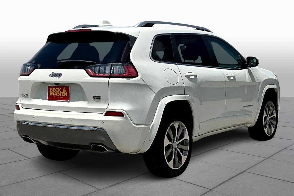 used 2019 Jeep Cherokee car, priced at $18,148